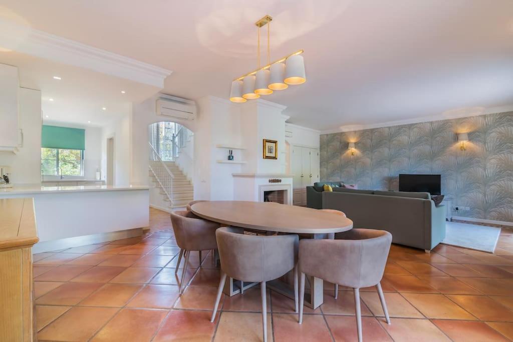 Moradia Geminada Com 2 Quartos קינטה דו לאגו מראה חיצוני תמונה